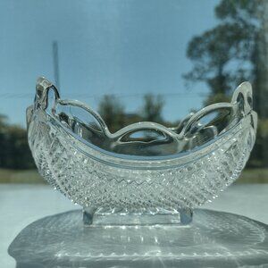 Vintage lobed cut crystal diamond patterned bowl